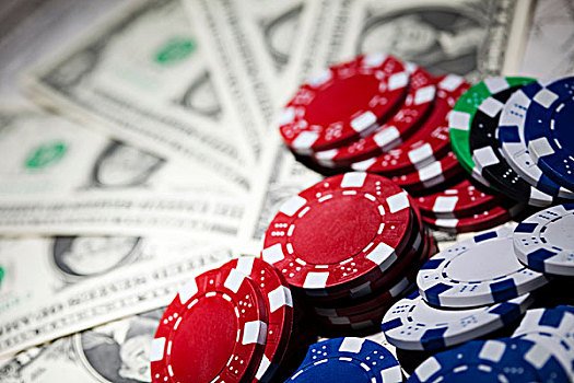 phdream22 casino lobby showing live dealer and slot game options on mobile